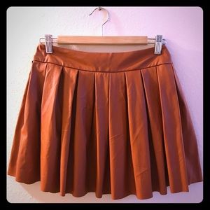 Pleated Artificial Leather Skirt